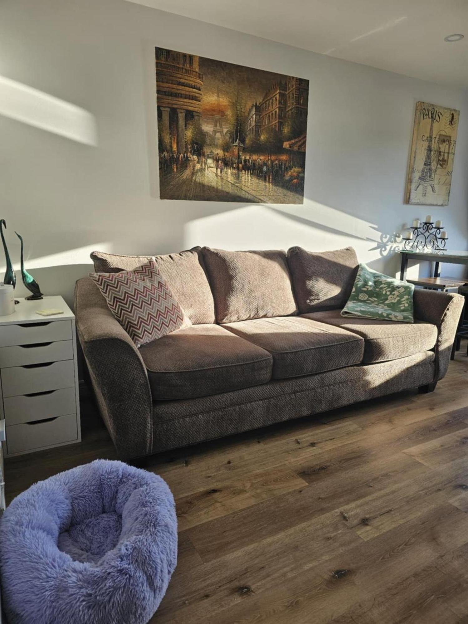 Holiday home A Pet Lovers Paradise *